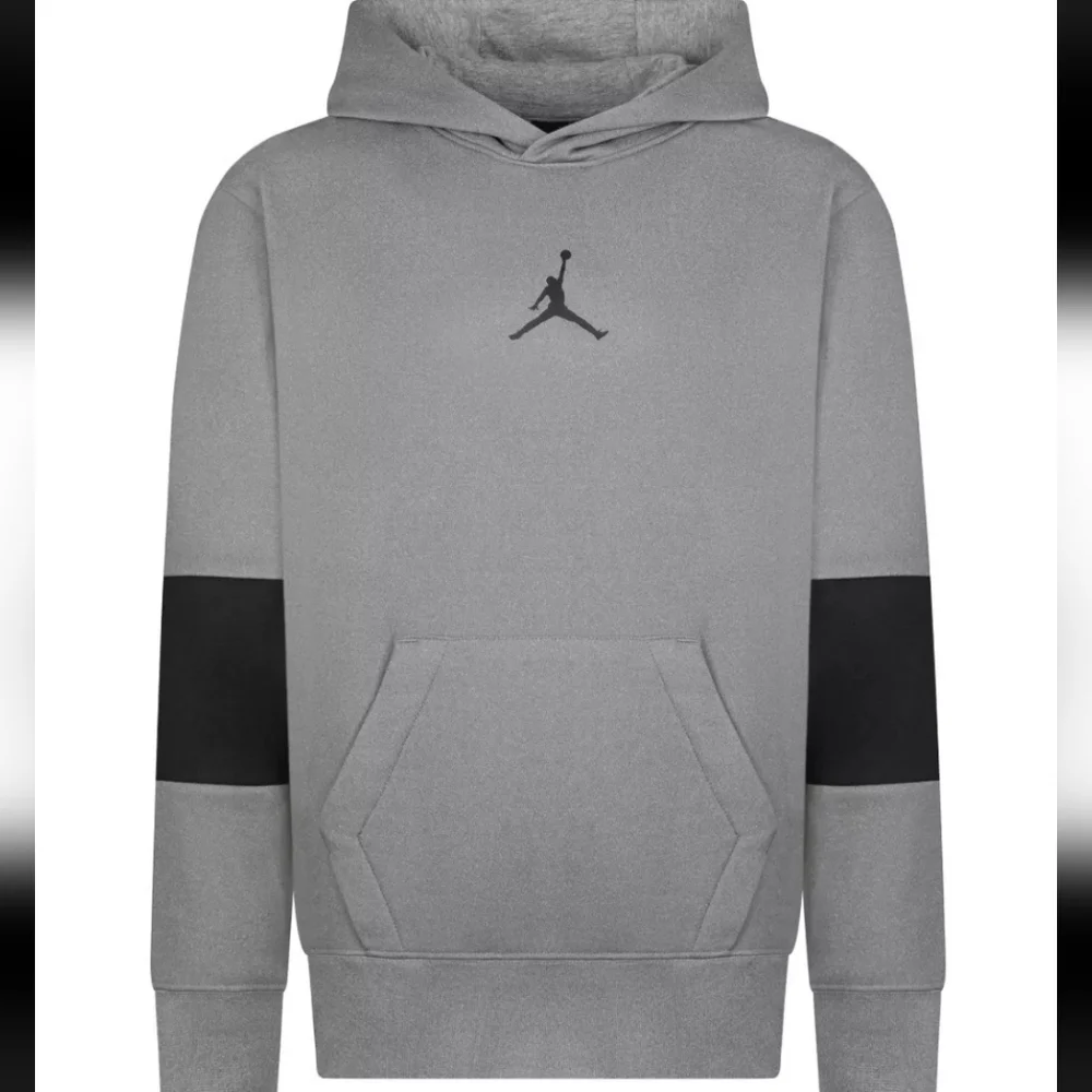 NWT Nike Air Jordan Boys Carbon Heather Core Performance Therma' Hoodie Size M